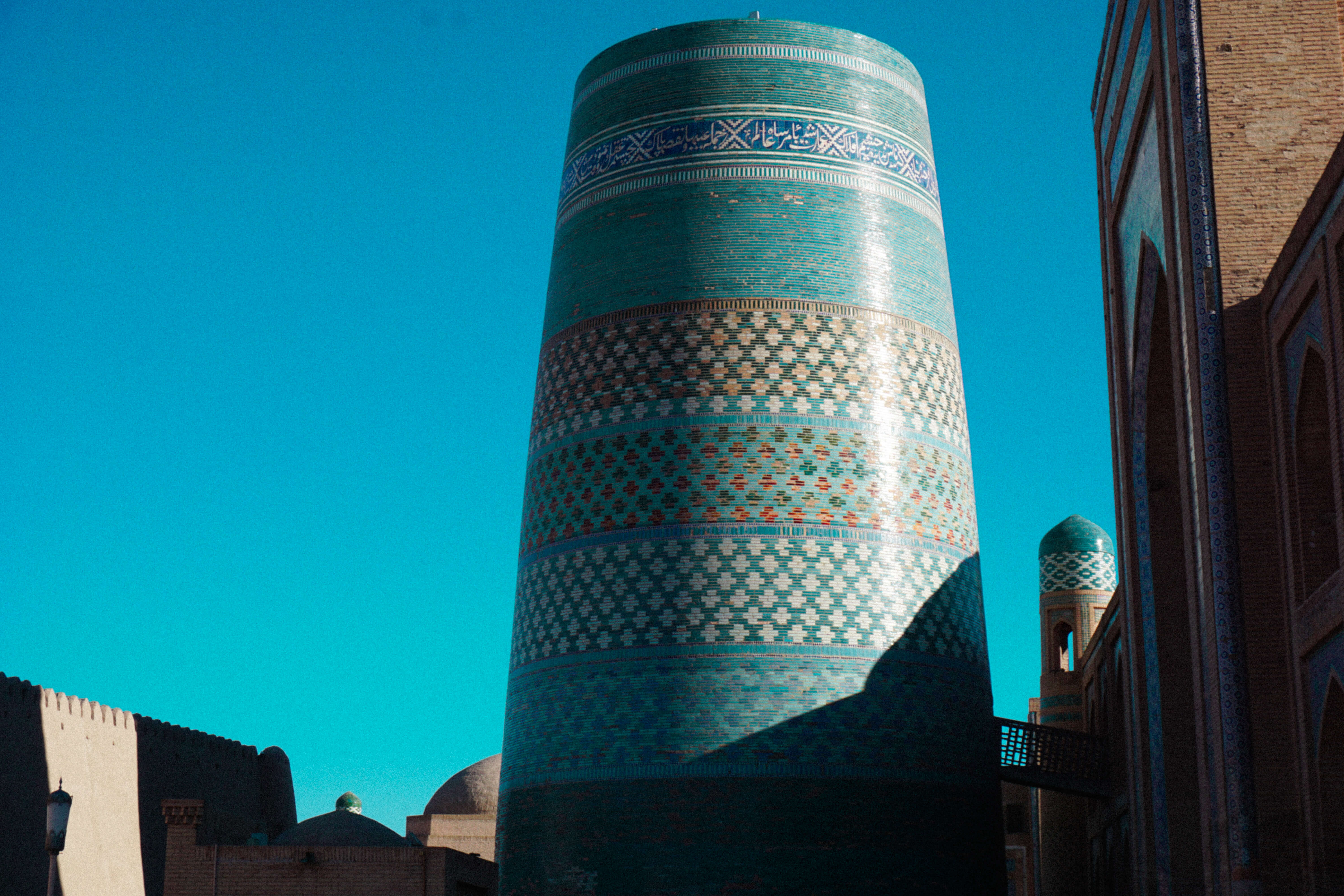 Unfinished Kalta Minor Minaret in Khiva (1851)